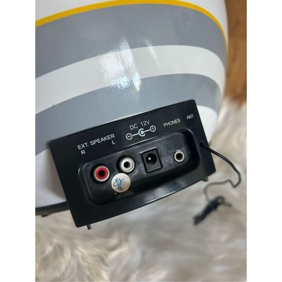 Racing helmet ford ups racing radio and cd player no cord tested radio works dal - Picture 5 of 6